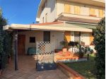 Villetta bifamiliare in vendita a Cinquale - Montignoso 150 mq  Rif: 809204