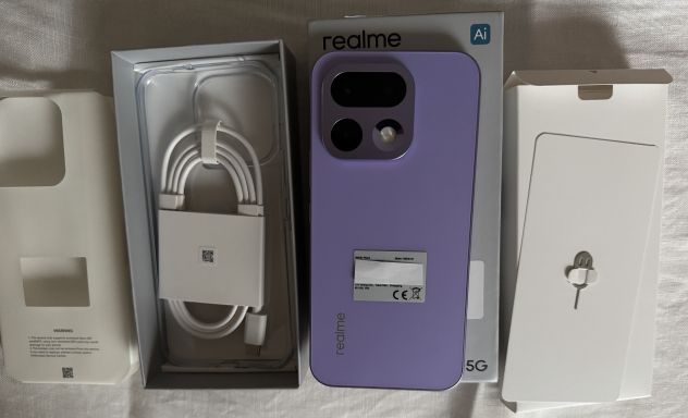 MAI ACCESO ANCORA DA CONFIGURARE Smartphone Realme 16 Pro 5G, 8/512GB