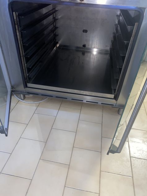 Forno UNOX a convenzione 6 teglie - Foto 4