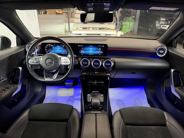 Mercedes-Benz Classe A A 180 d Premium - Foto 9