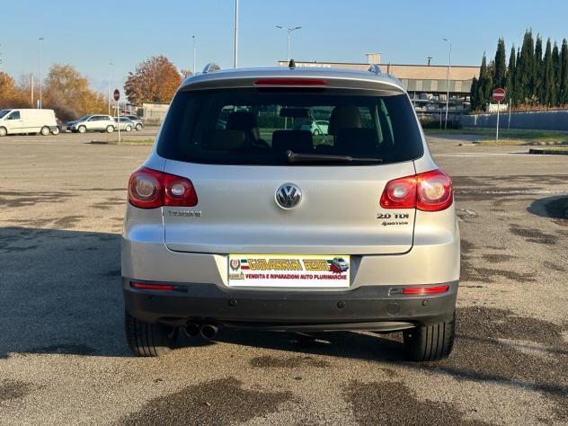 Volkswagen Tiguan 2.0 TDI DPF 4MOTION DSG Sport & Style - Foto 6