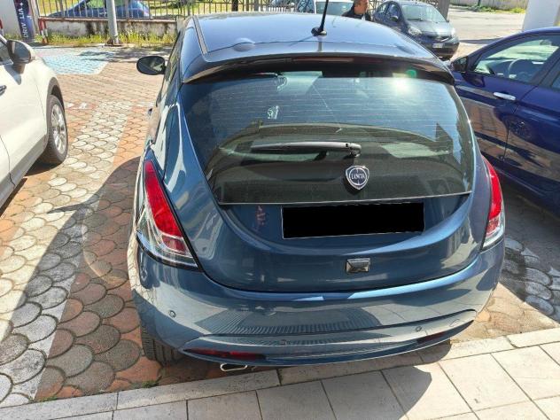 Lancia Ypsilon 1.0 FireFly 5 porte S&S Hybrid Gold - Foto 5