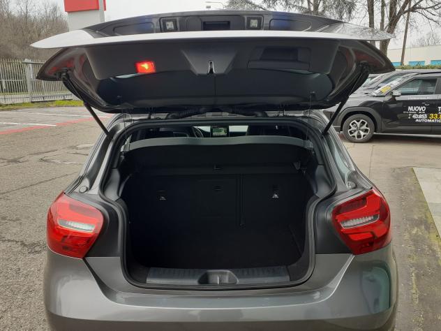 Mercedes-Benz Classe A A 180 d Automatic Sport GARANZIA-KM CERTIFIC - Foto 5