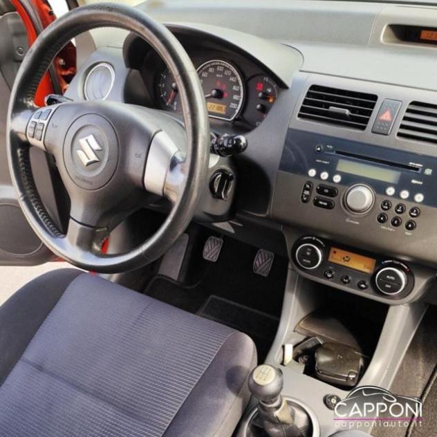SUZUKI Swift 1.3 4x4 benzina GPL rif. 24003503 - Foto 9