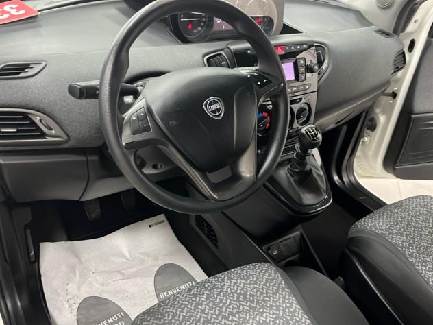 Lancia Ypsilon 1.0 FireFly 70cv S&S Hybrid SILVER PLUS - Foto 8