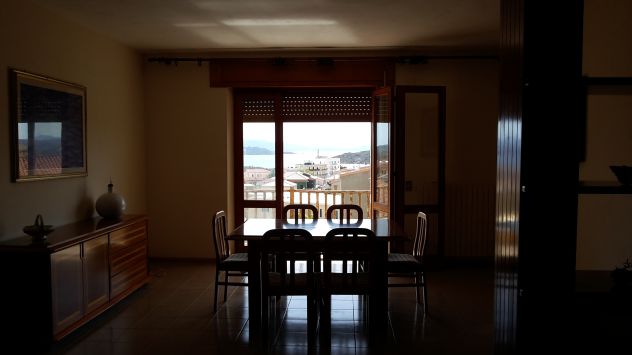 Appartamento indip. vista mare + grande garage e posto auto - Foto 3