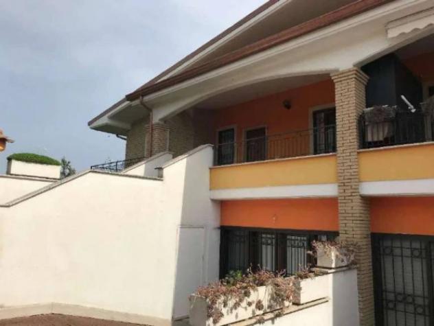 Immobile in asta di 96 m², box auto in vendita a Roma - Foto 2
