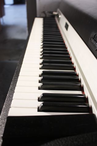 Fender Rhodes Mark I Stage Seventy-Three (73 tasti)