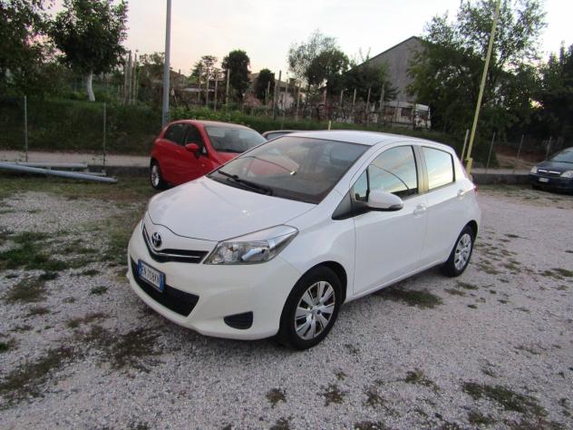 Toyota Yaris 1.0 5 porte uniproprietaria - Foto 2