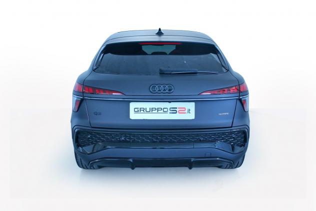 Audi Q3 Sportback TFSI 265 cv quattro S tronic S Line Edition Cerchi da 20''/Pacchetto look nero/Pacchetto Tech PLUS/Tetto panoramico in vetro/Marrone - Foto 5