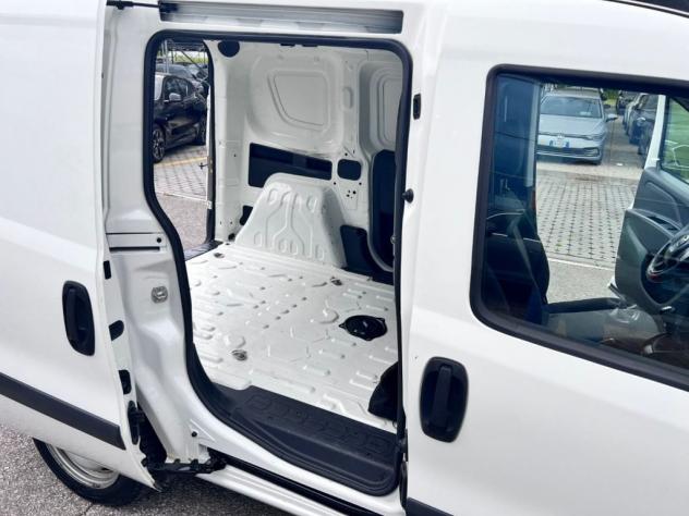 FIAT Doblò 1.6 MJT 90CV PC-TN Cargo Business - Foto 9