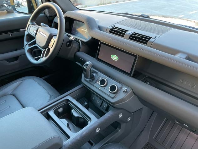 Land Rover Defender 110 3.0 l6 400 CV X-Dynamic HSE - Foto 6