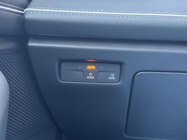 Volkswagen Passat Variant 2.0 TDI SCR EVO 110kW Business DSG Navi LED Camera - Foto 10