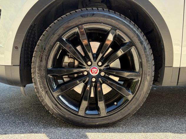 Jaguar E-Pace 2.0 300 CV AWD aut. R-Dynamic HSE - Foto 8