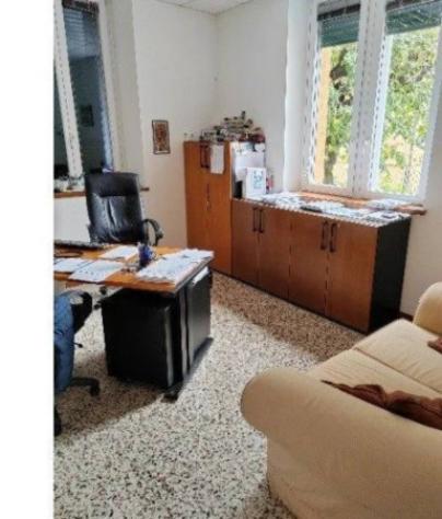 Immobile in asta di 445 m² con più di 5 locali e box auto in vendita a Gavirate - Foto 3
