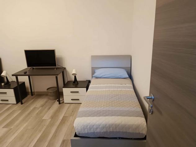 Room in Via Concilio Vaticano II, Milano for 90 m² with 3 bedrooms - Foto 5