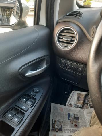 Fiat Grande Punto 1.4 5 porte Dynamic Natural Power - Foto 2