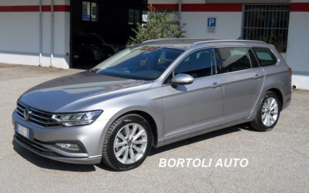 VOLKSWAGEN Passat Variant 2.0 TDI 53.000 KM SCR EVO DSG BUSINESS AUTOMATICA rif. 23644961