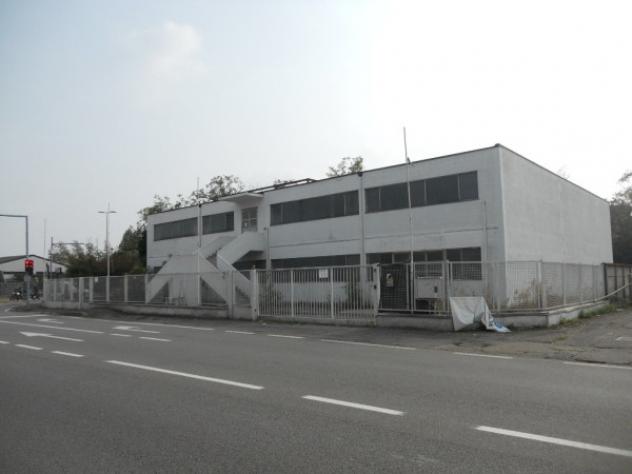 Immobile di 1000 m² in affitto a Settimo Milanese - Foto 2