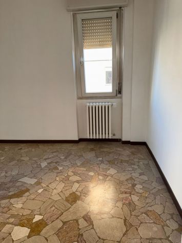 2 locali Novate Milanese possibilità di arredo - Foto 8
