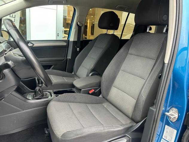 Volkswagen Touran 1.6 TDI 115 CV C.MANUALE BUSINESS 7 POSTI NEOPATENTATI - Foto 8