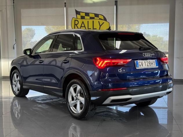 Audi Q3 Identity Black 2.0 35 TDI #8438 - Foto 4