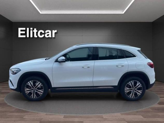 MERCEDES-BENZ GLA 180 Automatic Progressive Advanced rif. 23978856 - Foto 2