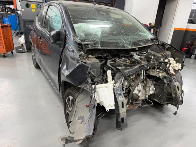 Toyota Aygo 1.0 VVT-i 72 CV 3 porte x-cool - Foto 3