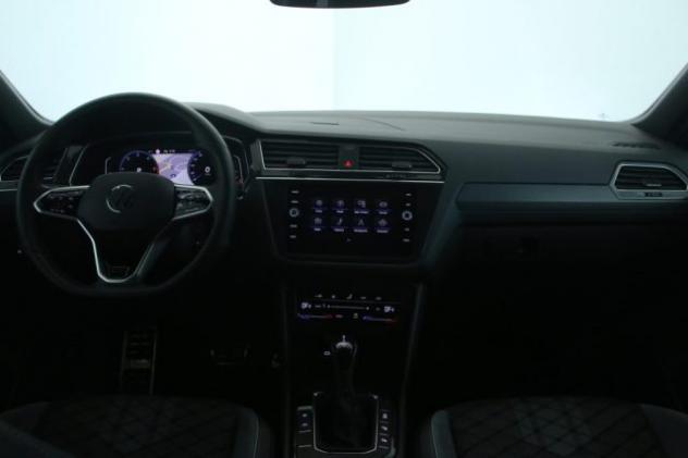 VOLKSWAGEN Tiguan 2.0 TDI 150 CV SCR DSG R-Line Black Pack/Matrix rif. 22640720 - Foto 9