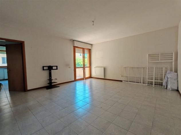 Appartamento in vendita a Quercioli - Massa 90 mq Rif: 1424099