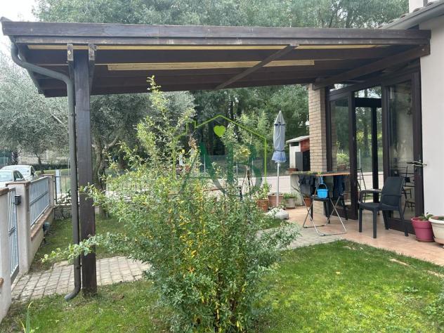Villetta ad angolo con giardino - Foto 5