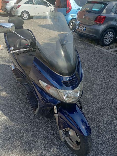 VENDO SCOOTER SUZUKI BURGMAN 250 AN - Foto 2