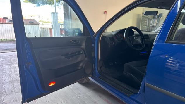 Volkswagen Golf 1.6 B 105CV - 2001 - Foto 9