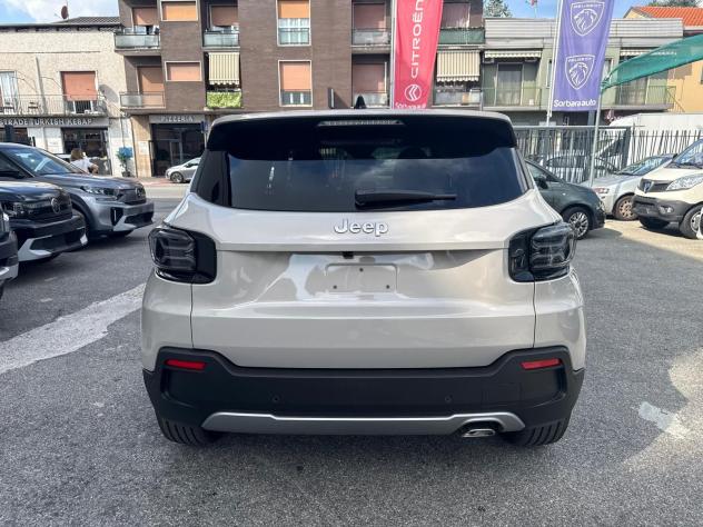 Jeep Avenger 1.2 Turbo 110 CV MHEV Summit con Tetto Apribile. - Foto 4