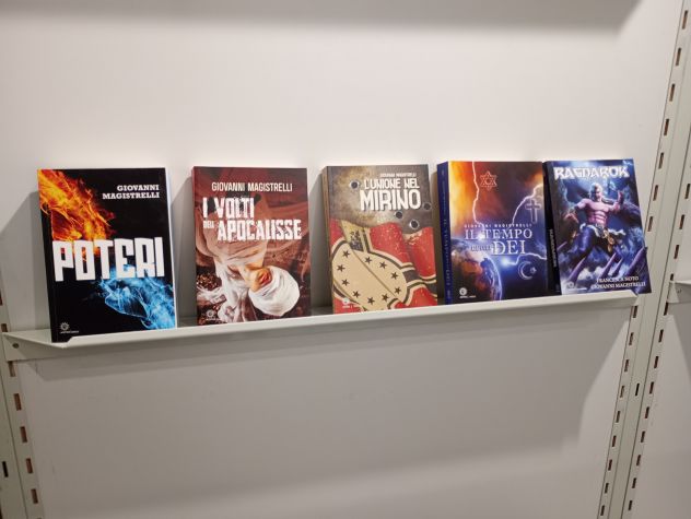 OFFERTA SERVIZI EDITORIALI (EDITING, CORREZIONE DI BOZZE, CORSI DI SCRITTURA) - Foto 2