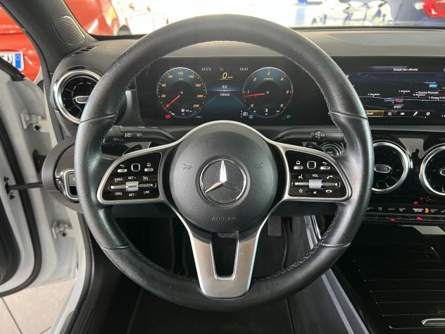 Mercedes-Benz Classe A A 180 d Automatic Sport - Foto 6