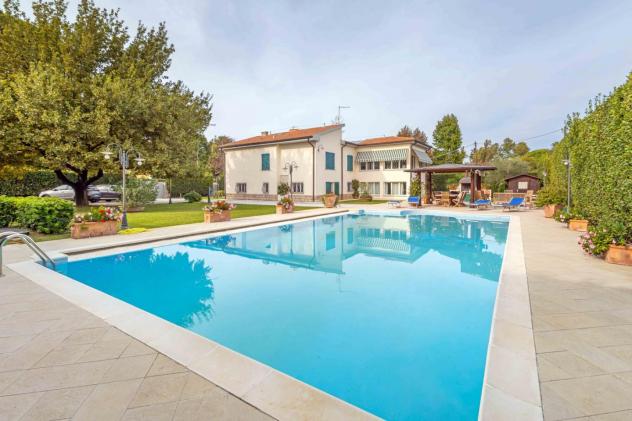 Villa in vendita a Pisa 330 mq Rif: 1352618