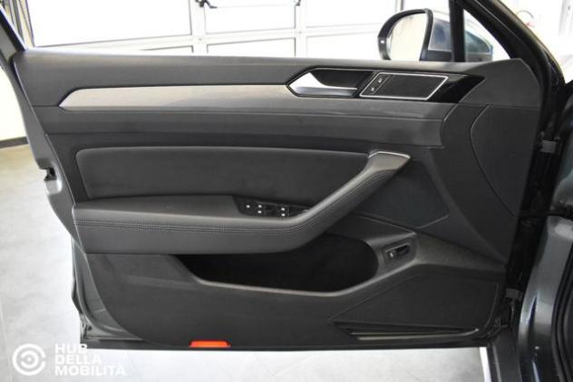 VOLKSWAGEN Passat Business Alltrack 2.0 TDI 190 CV 4MOTION DSG Exec. rif. 24046920 - Foto 7