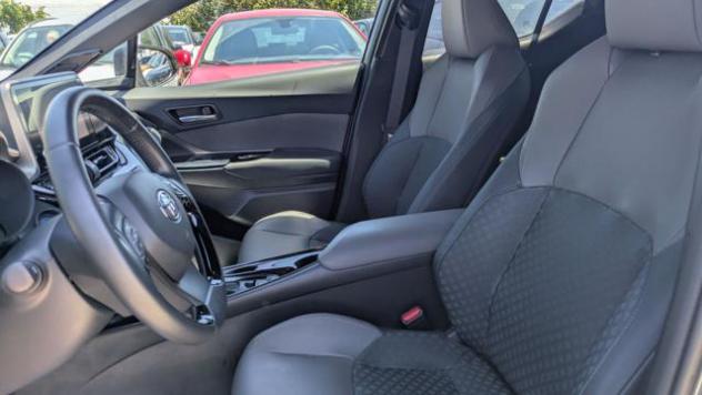 TOYOTA C-HR HYBRID LOUNGE E-CVT 2.0H 152cv(184cv) rif. 24036540 - Foto 10