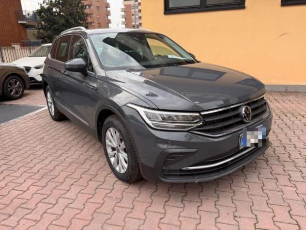 VOLKSWAGEN Tiguan 2.0 TDI 150 CV SCR DSG Life rif. 24162604 - Foto 3
