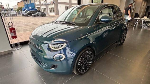 FIAT 500 (2020--) 500e Berlina 42 kWh La Prima - Foto 2