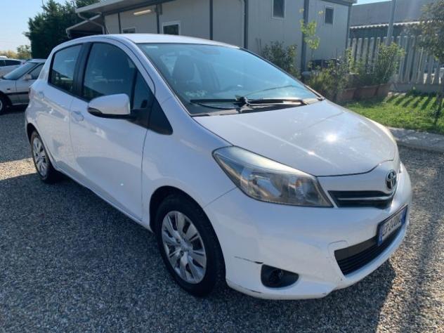 TOYOTA Yaris 1.0 5 porte Lounge rif. 24194065 - Foto 3