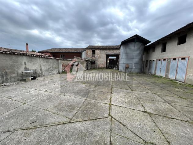 Casa indipendente con ampia area cortilizia - Foto 2