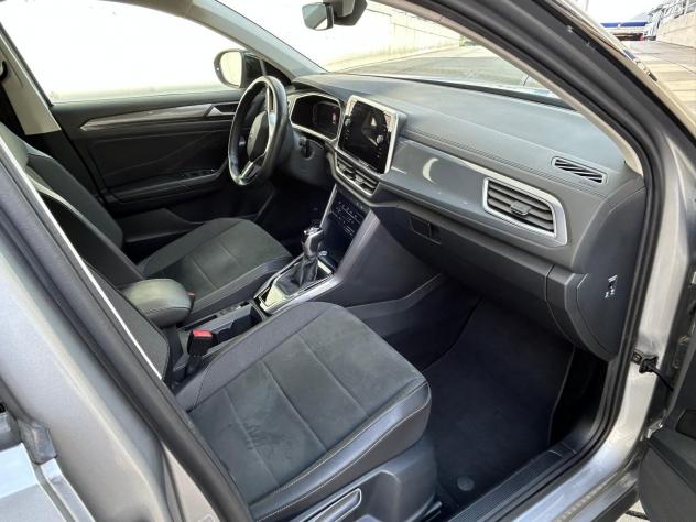 Volkswagen T-Roc 2.0 TDI SCR 150 CV DSG R-Line - Foto 8
