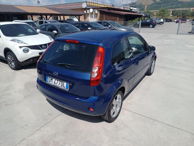 FORD Fiesta 1.4 TDCi 68CV - NEOPATENTATI - Foto 7
