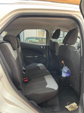 Ford EcoSport 1.5 TDCi 95 CV - Foto 8