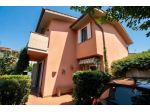 Villa in vendita a Tempagnano di Lunata - Lucca 193 mq  Rif: 1427141