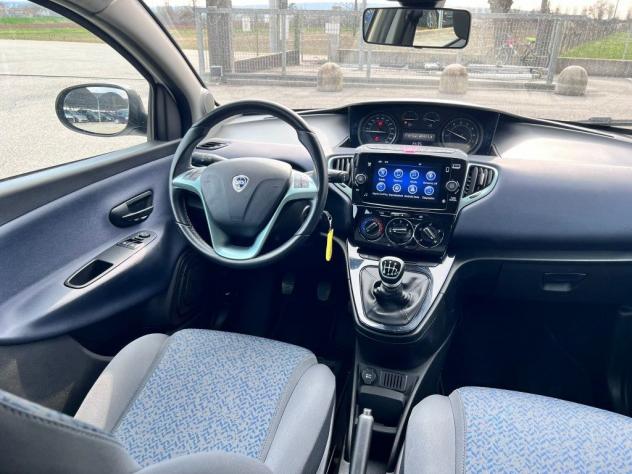 Lancia Ypsilon 1.0 FireFly 5 porte S&S Hybrid Gold - Foto 9