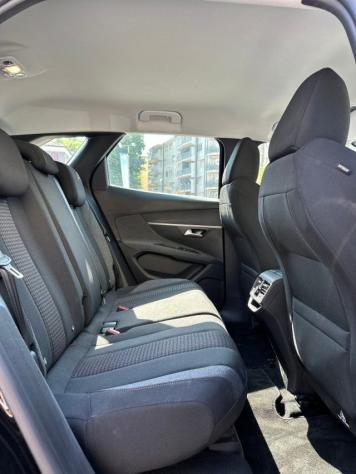 PEUGEOT 3008 BlueHDi 130 S&S EAT8 Active Pack rif. 23824798 - Foto 10