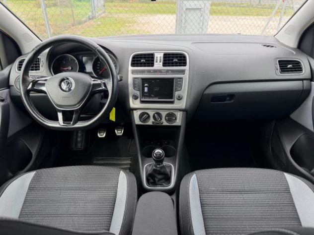 VOLKSWAGEN Polo Cross 1.4 TDI 90CV 5 PORTE UNIPROPRIETARIO SENSORI PARCH rif. 23752204 - Foto 6